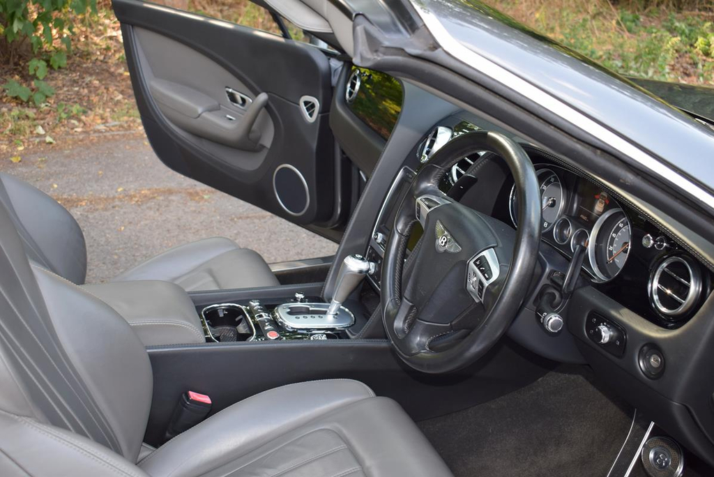 Bentley Continental 4.0 #4