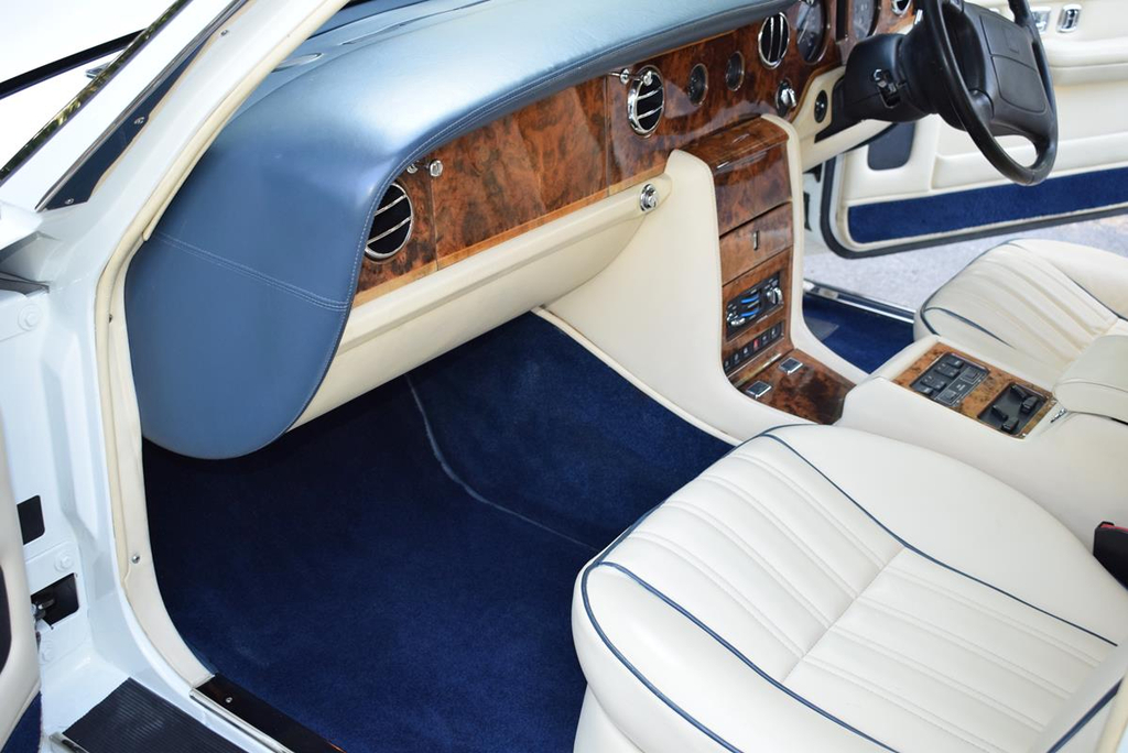 Rolls-Royce Silver Spur Mk IV P319GHC #4