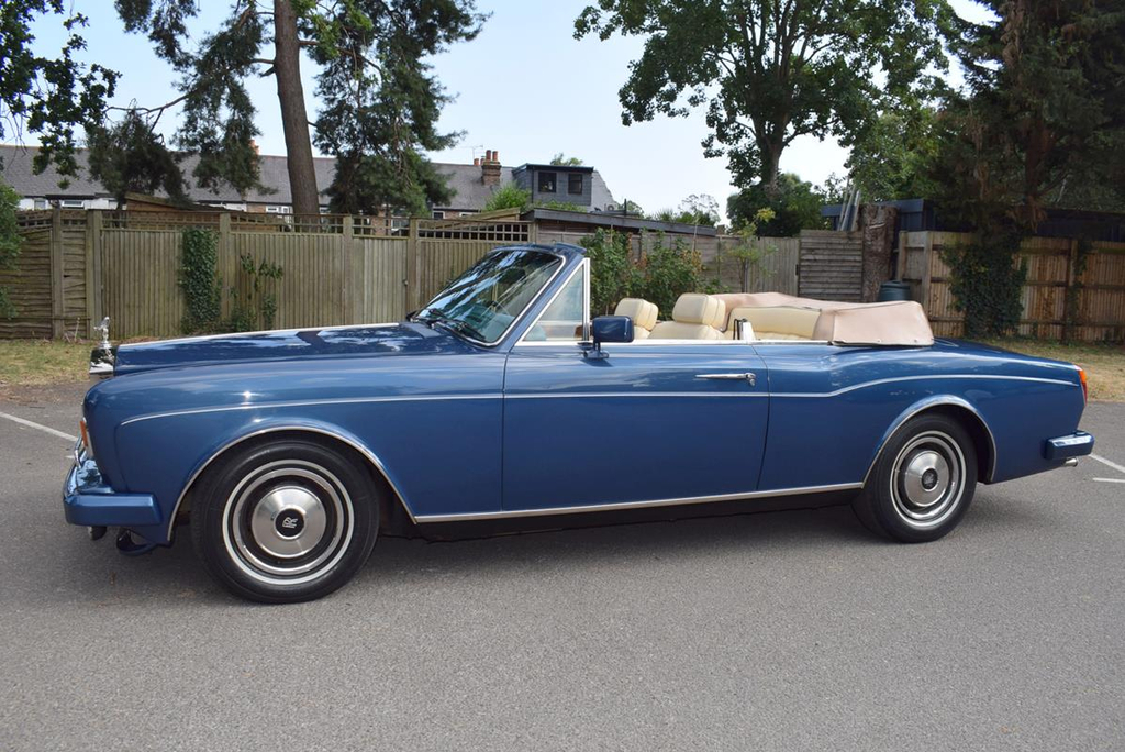 Rolls-Royce Corniche -- B417AHX  #6