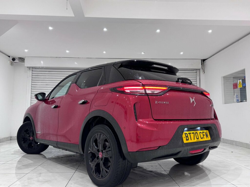 DS DS 3 Crossback E-tense 50Kwh Performance Line Crossback Red #2