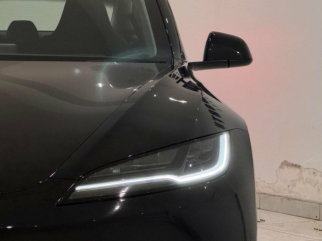 Tesla Model 3 Long Range Awd #31
