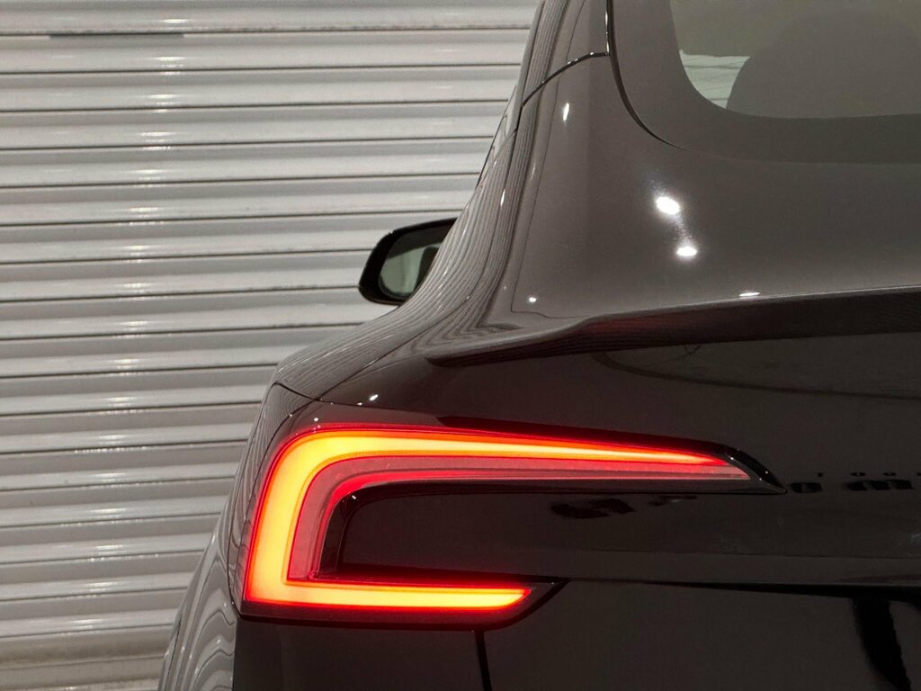 Tesla Model 3 Long Range Awd #33
