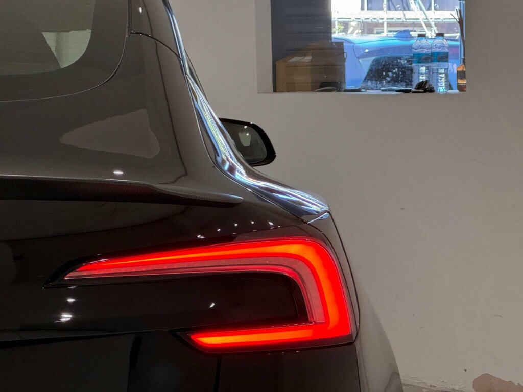 Tesla Model 3 Long Range Awd #32