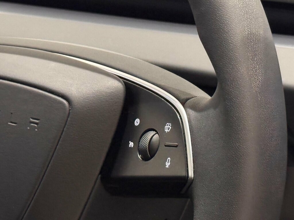 Tesla Model 3 Long Range Awd #17