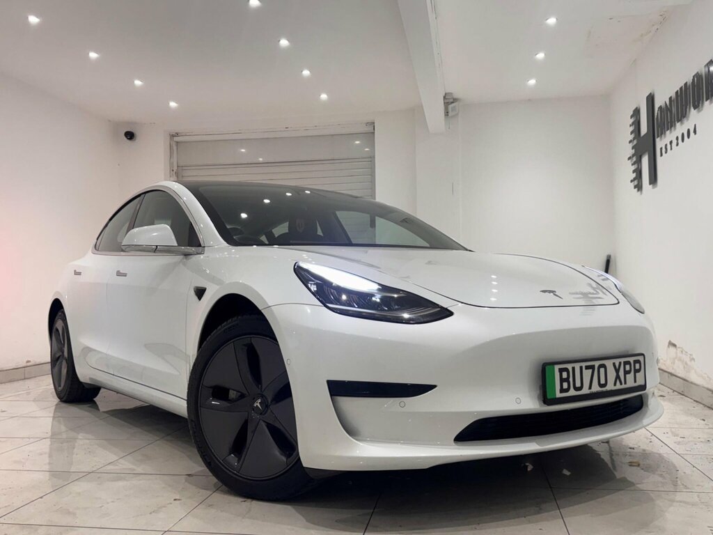 Tesla Model 3 Standard Range Plus Rwd White