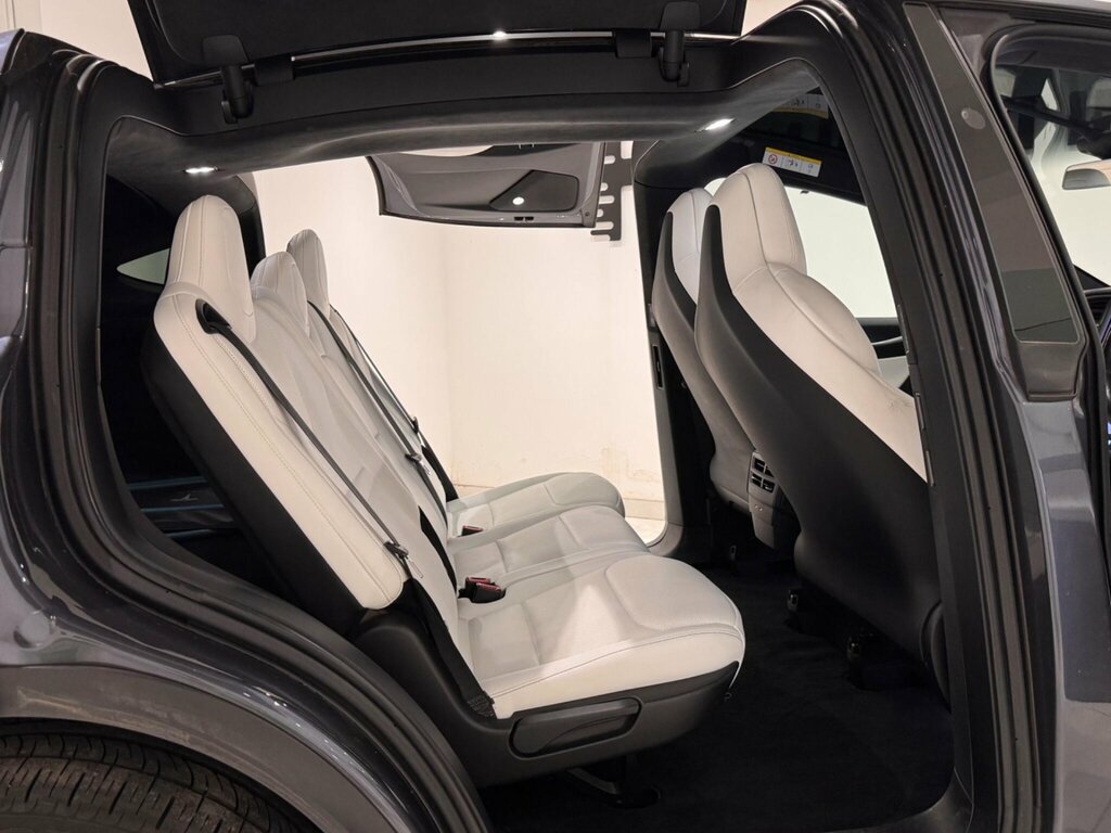 Tesla Model X 75D Dual Motor Red #13