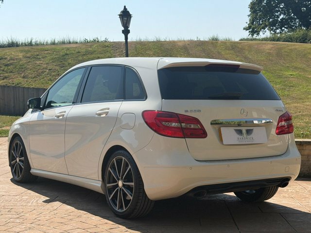 Mercedes-Benz B Class 2014 2.0 B220 Sport Mpv 7G-dct 4Matic E White #6