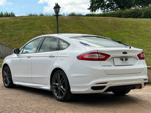 Ford Mondeo 2017 2.0 Tdci St-line Hatchback White #6