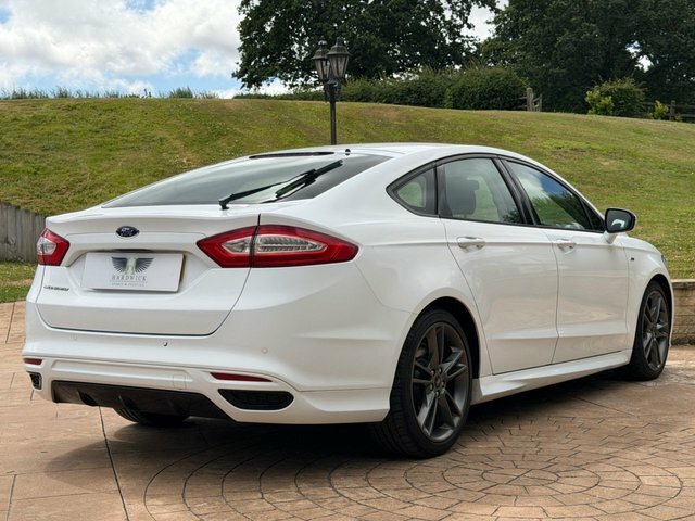 Ford Mondeo 2017 2.0 Tdci St-line Hatchback White #5