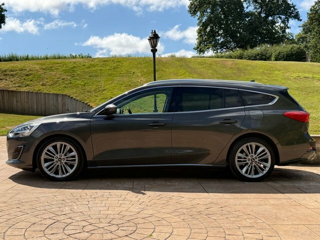 Ford Focus 2019 2.0 Ecoblue Vignale Estate Eu Grey #4
