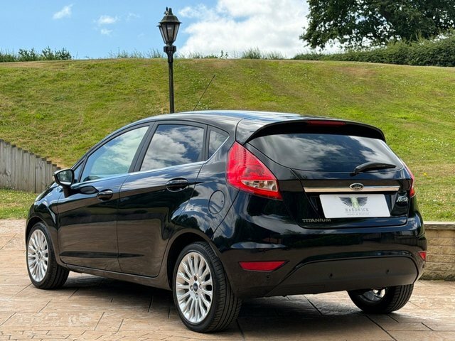 Ford Fiesta 1.25 Zetec Hatchback 129 Gkm, Silver #6