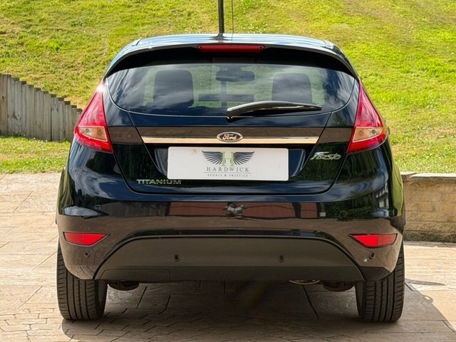 Ford Fiesta 1.25 Zetec Hatchback 129 Gkm, Silver #8
