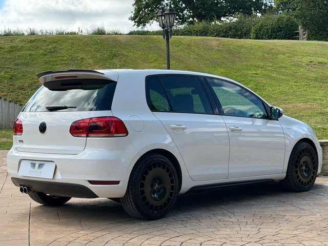 Volkswagen Golf 2012 2.0 Tdi Gtd Leather Hatchback Ds White #5