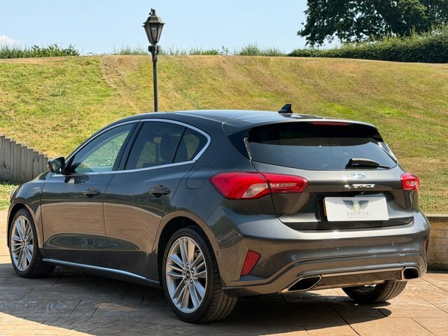 Ford Focus 2018 1.0T Ecoboost Vignale Hatchback Ma LG68USM Grey #6