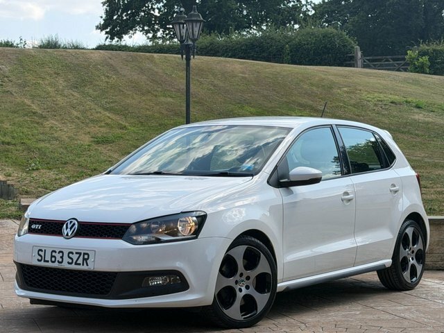 Volkswagen Polo 1.2 Match Hatchback Euro 5 60 P White #2