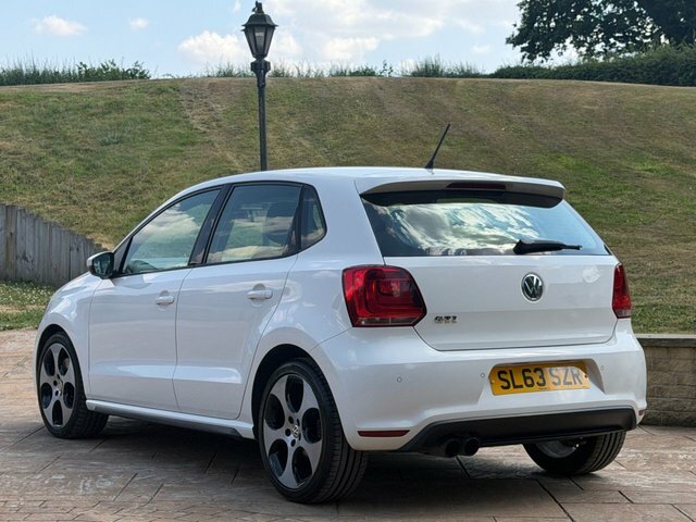 Volkswagen Polo 1.2 Match Hatchback Euro 5 60 P White #8