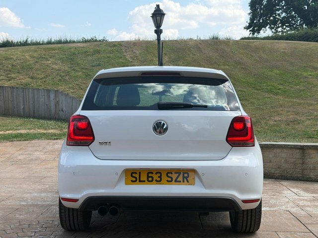 Volkswagen Polo 1.2 Match Hatchback Euro 5 60 P White #7