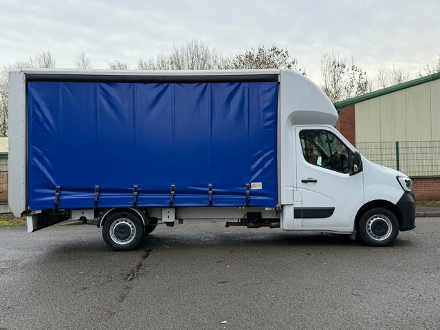 Renault Master 2023 2.3L 144 Bhp White #3