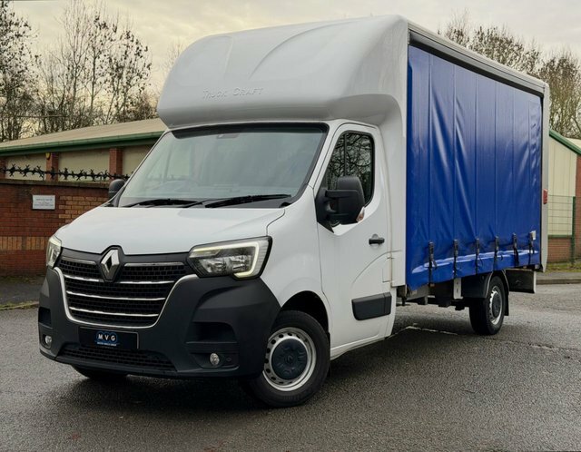 Renault Master 2023 2.3L 144 Bhp White