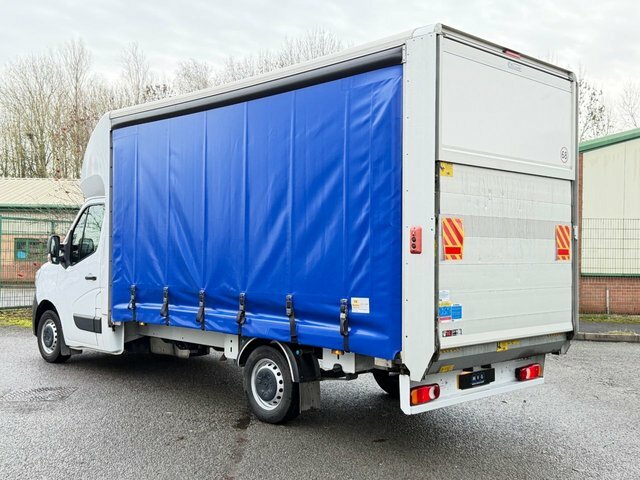 Renault Master 2023 2.3L 144 Bhp White #5
