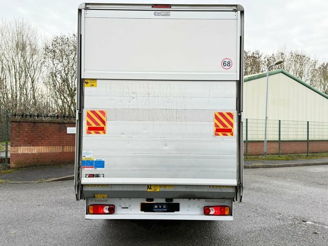 Renault Master 2023 2.3L 144 Bhp White #4
