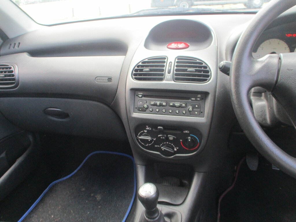 Peugeot 206  Silver #12