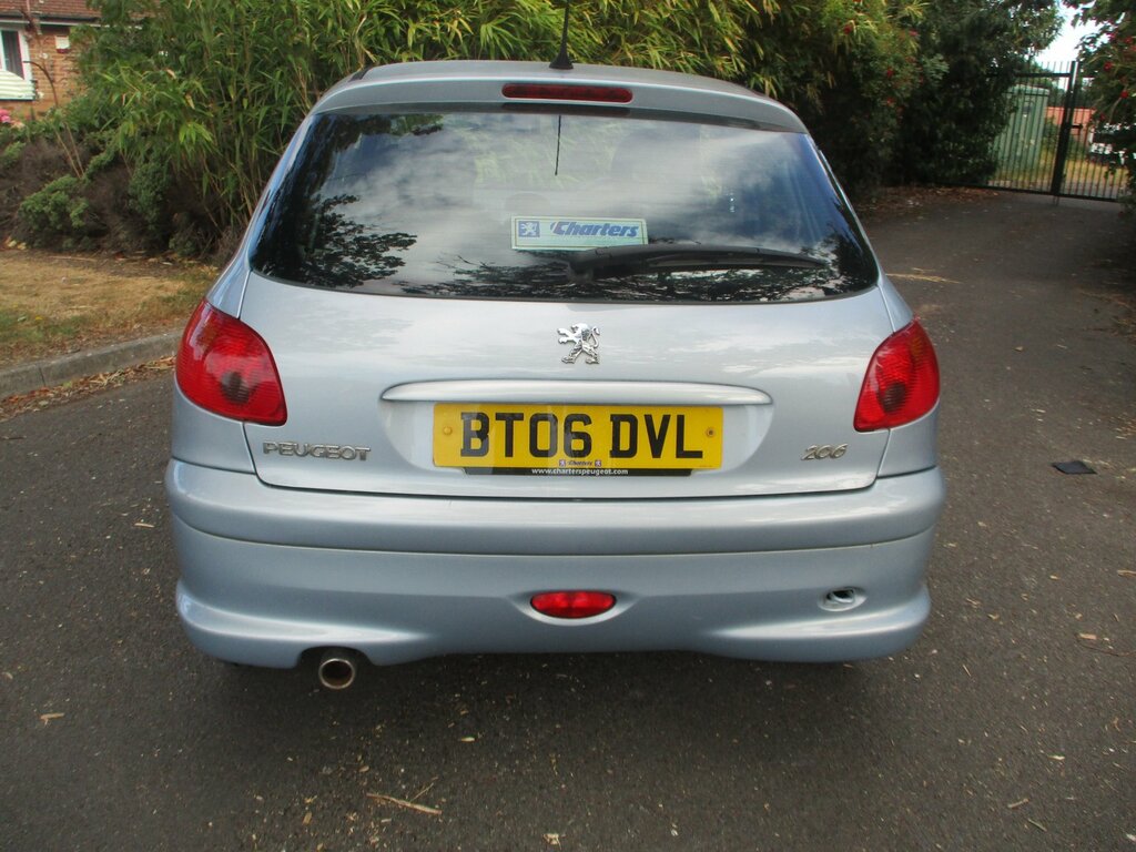 Peugeot 206 1.4 Verve Hatchback 152 Gkm, 7 Silver #5