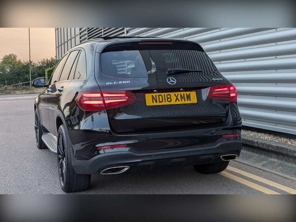Mercedes-Benz GLC Class 2.0 Glc250 Amg Line Premium G-tronic 4Matic Euro Black #3
