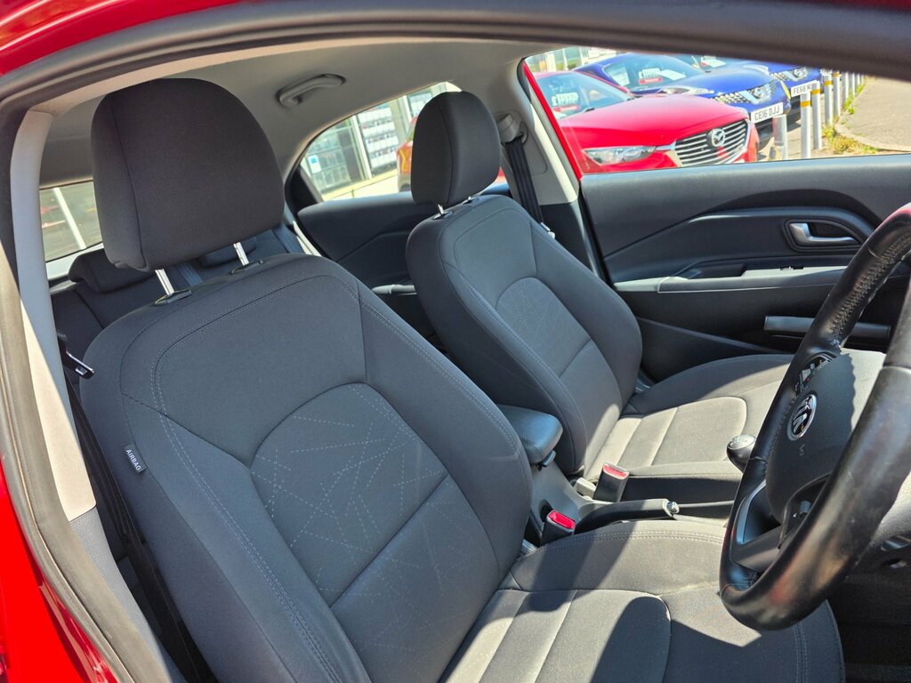 Kia RIO 1.25 Vr7 Hatchback Euro 5 84 Bh Red #4