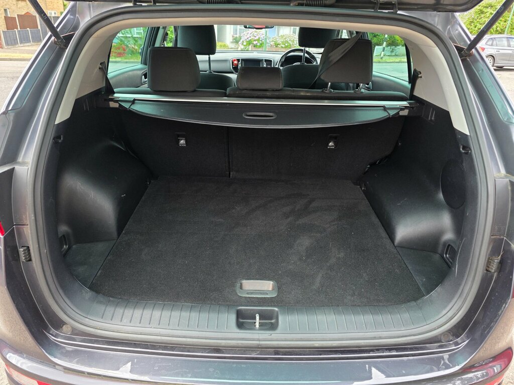 Kia Sportage 1.6 Gdi 2 Suv Euro 6 Ss 130 Silver #3