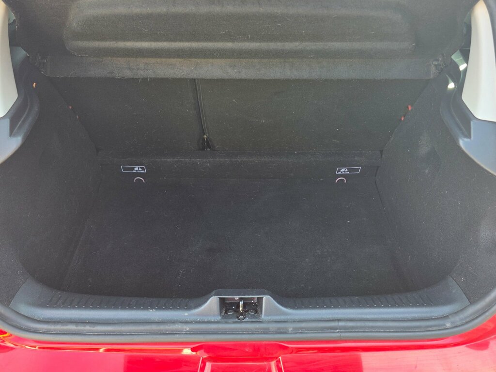 Renault Clio 0.9 Tce Dynamique S Nav Hatchback Manua Red #3