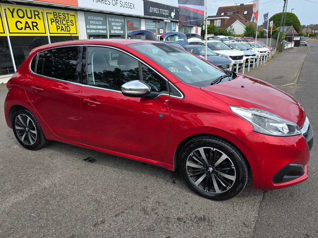 Peugeot 208 1.2 Puretech Gt Line Hatchback E Red