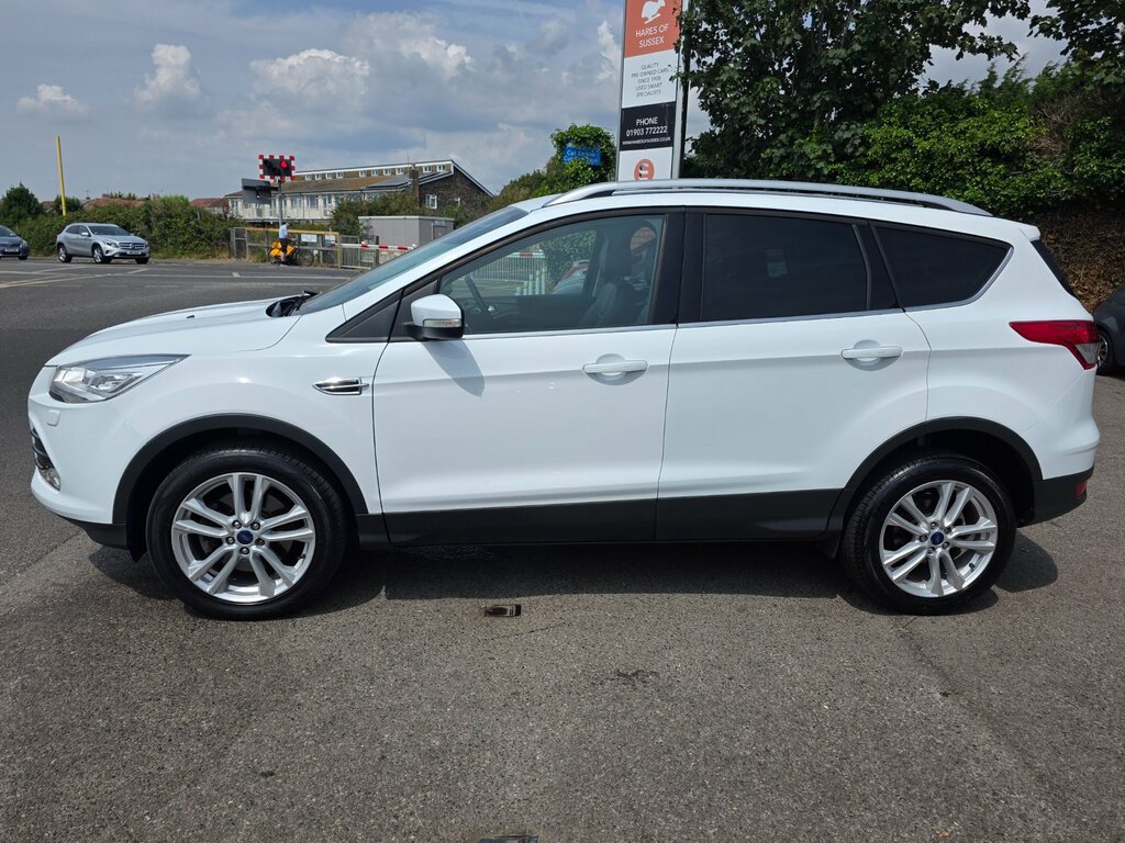 Ford Kuga 2.0 Tdci Titanium Suv Powershift Awd Eu White #4
