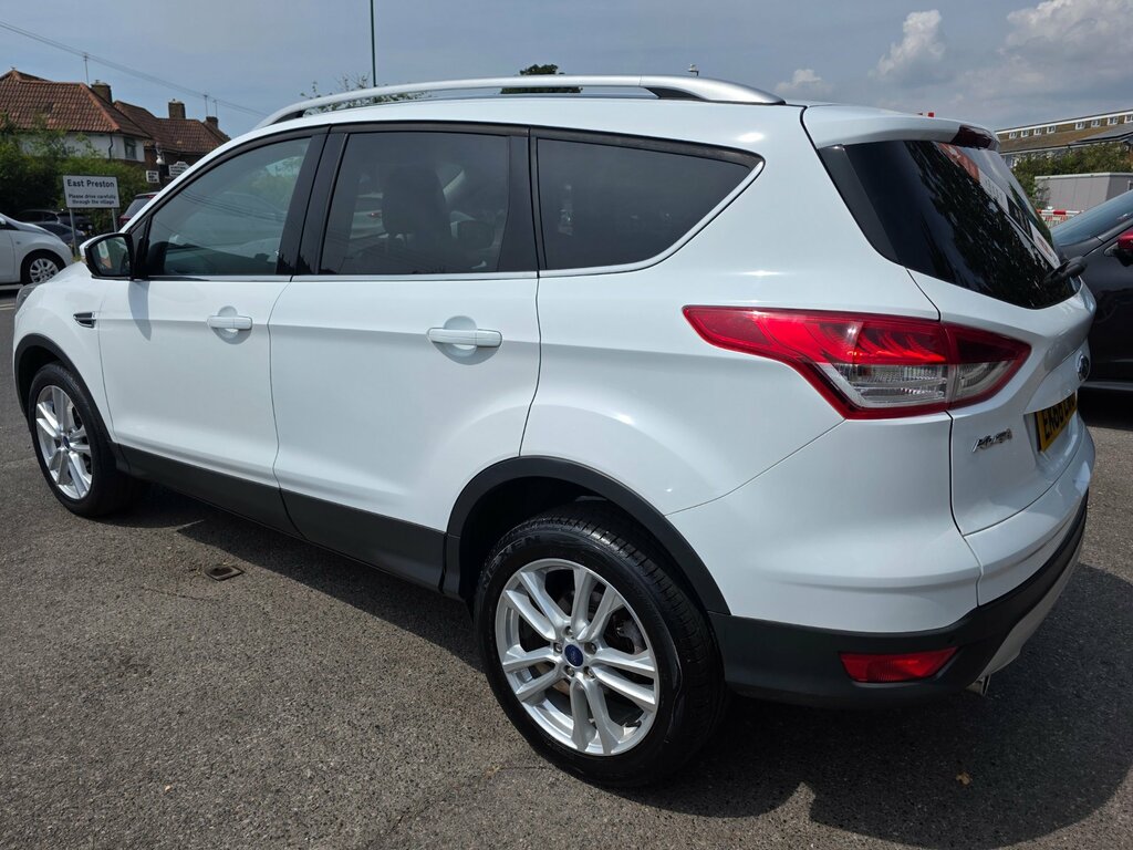 Ford Kuga 2.0 Tdci Titanium Suv Powershift Awd Eu White #5