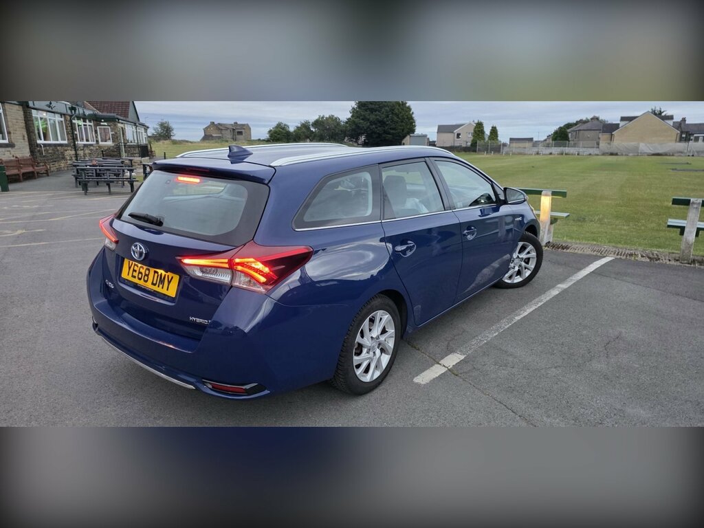 Toyota Auris 1.8 Vvt-h Icon Tech Touring Sports Hybr Blue #2