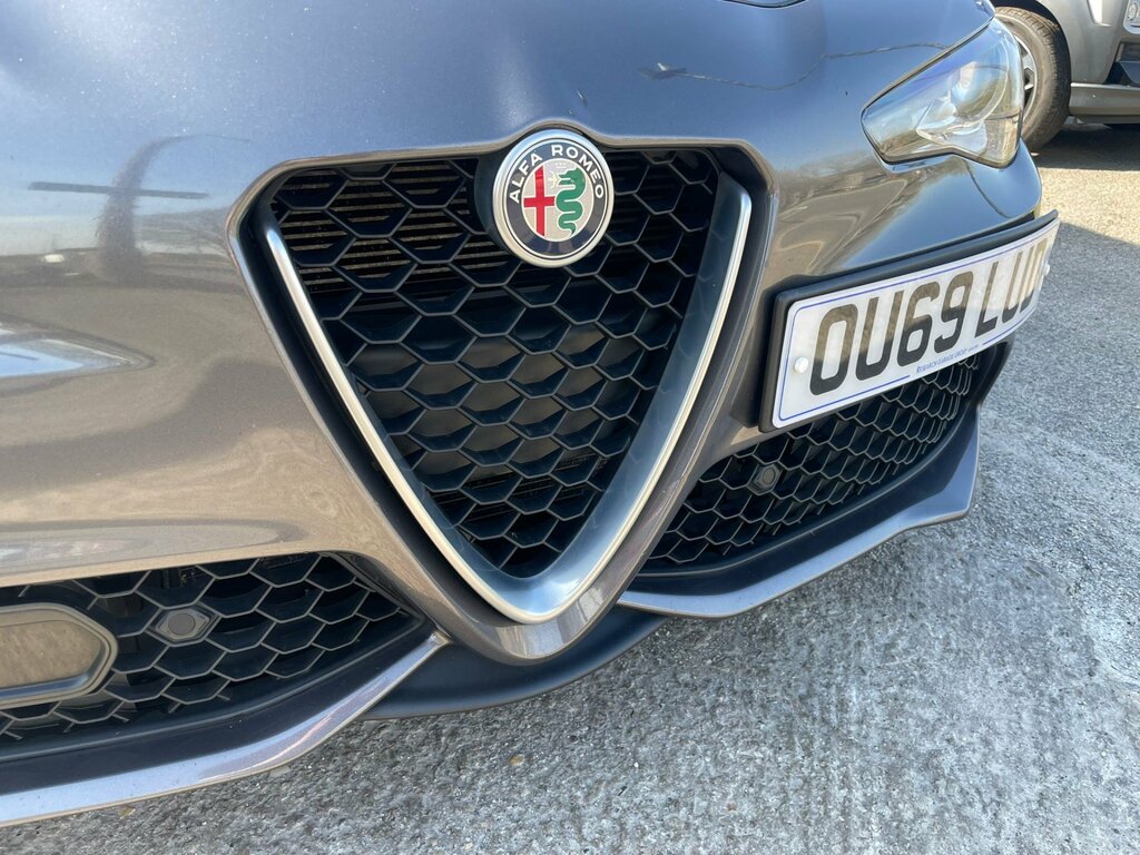 Alfa Romeo Giulia 2.0T Veloce Saloon Euro 6 Ss 2 Grey #2