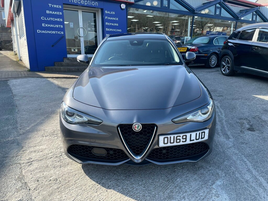 Alfa Romeo Giulia 2.0T Veloce Saloon Euro 6 Ss 2 Grey