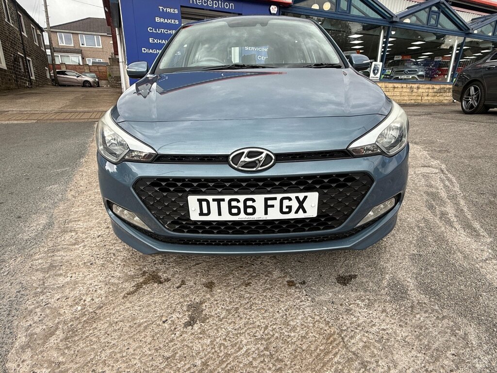 Hyundai I20 1.2 Se Hatchback Euro 6 84 Ps Blue #3
