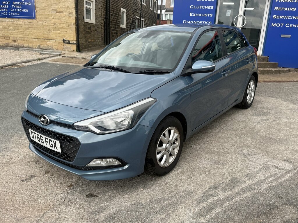 Hyundai I20 1.2 Se Hatchback Euro 6 84 Ps Blue #2