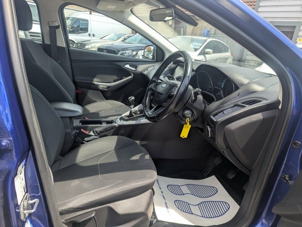 Ford Focus Estate VA64VWE Blue #4