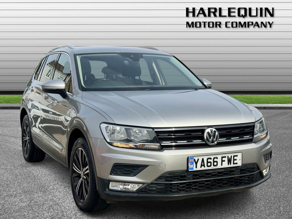 Volkswagen Tiguan 2L Se Navigation YA66FWE Silver