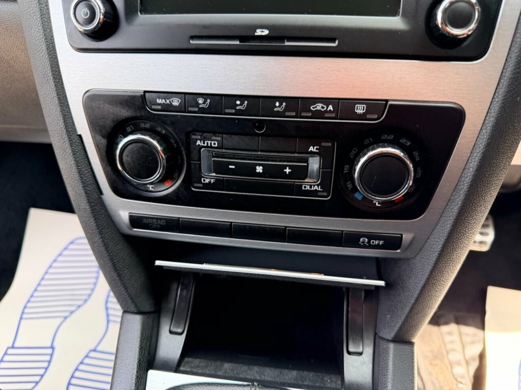 Skoda Octavia 2.0 Tdi Cr Se Silver #8