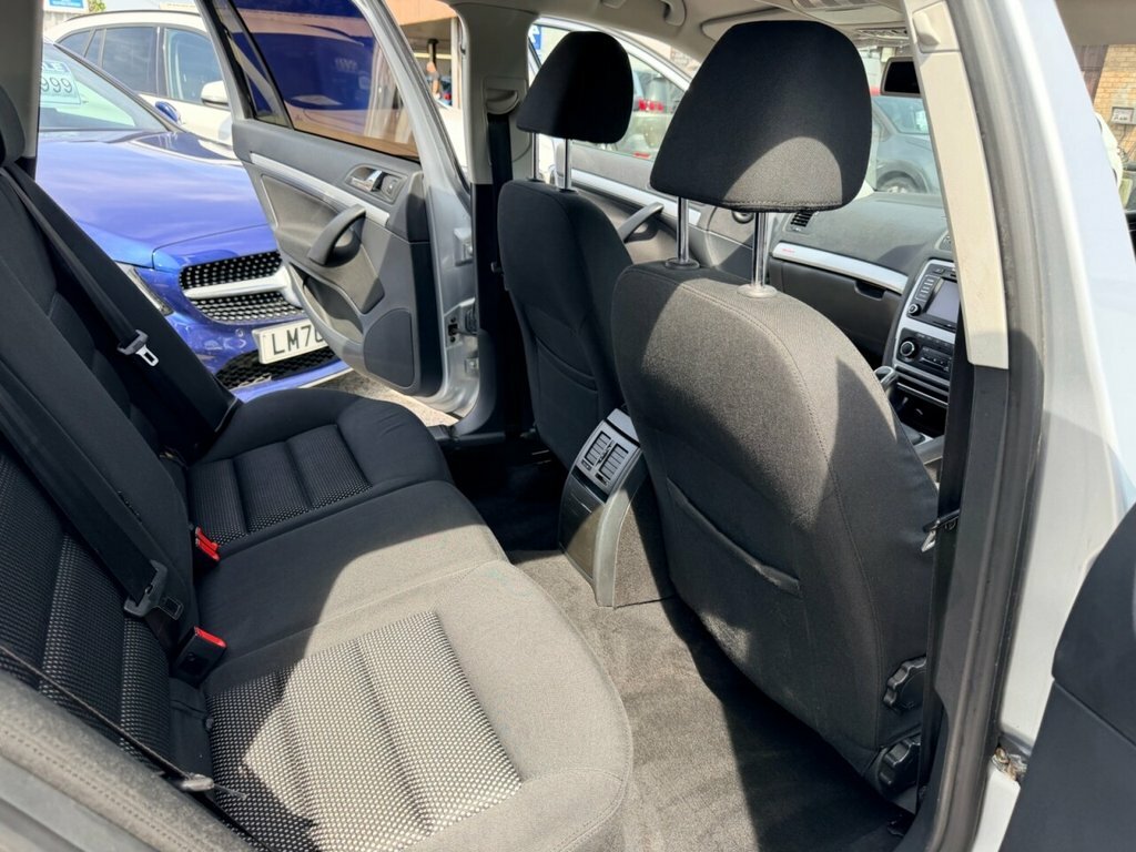 Skoda Octavia 2.0 Tdi Cr Se Silver #9