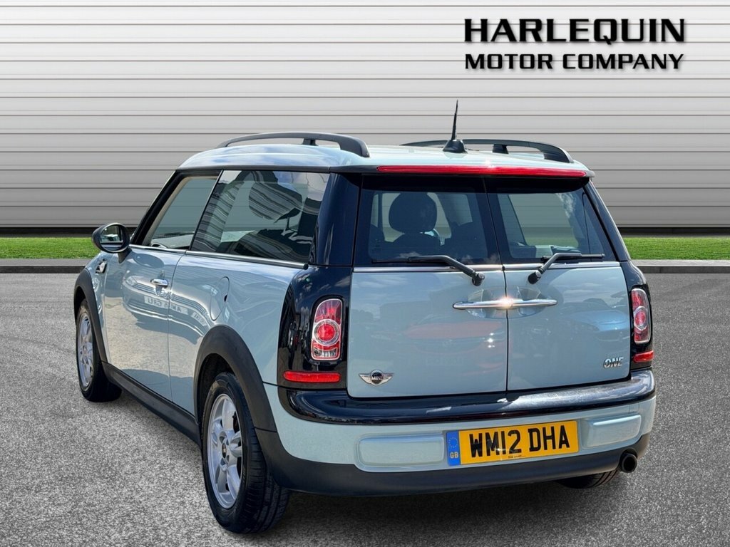 Mini Clubman  Red #11