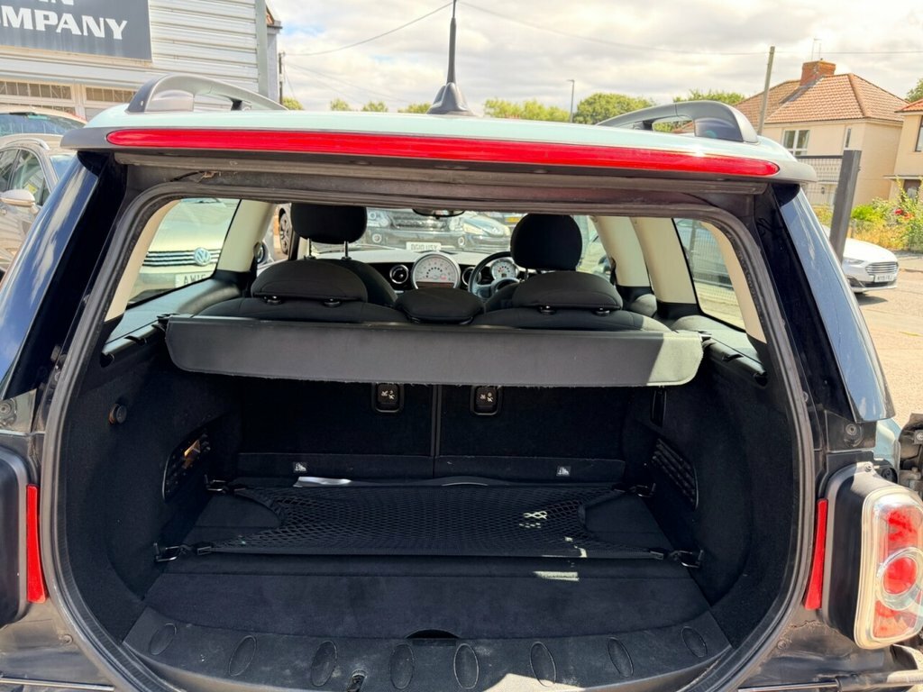 Mini Clubman  Red #8