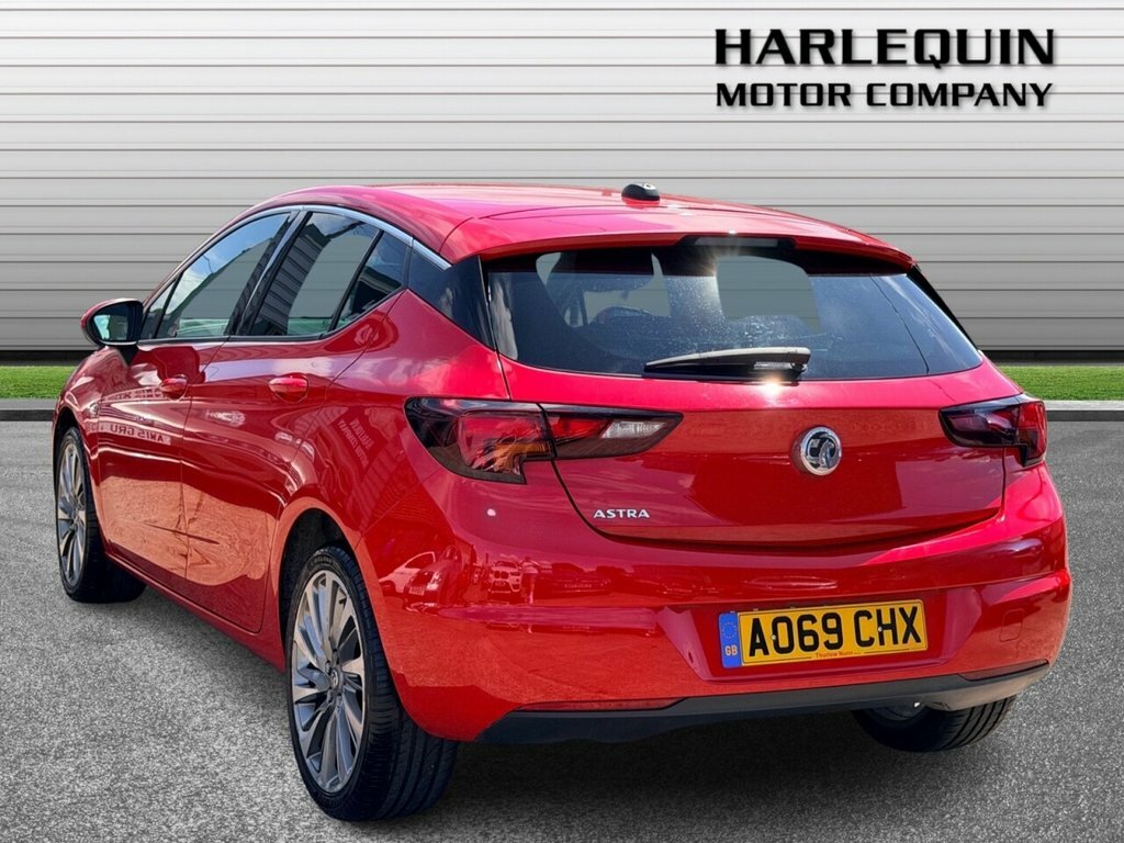 Vauxhall Astra 1.4L Griffin Red #2