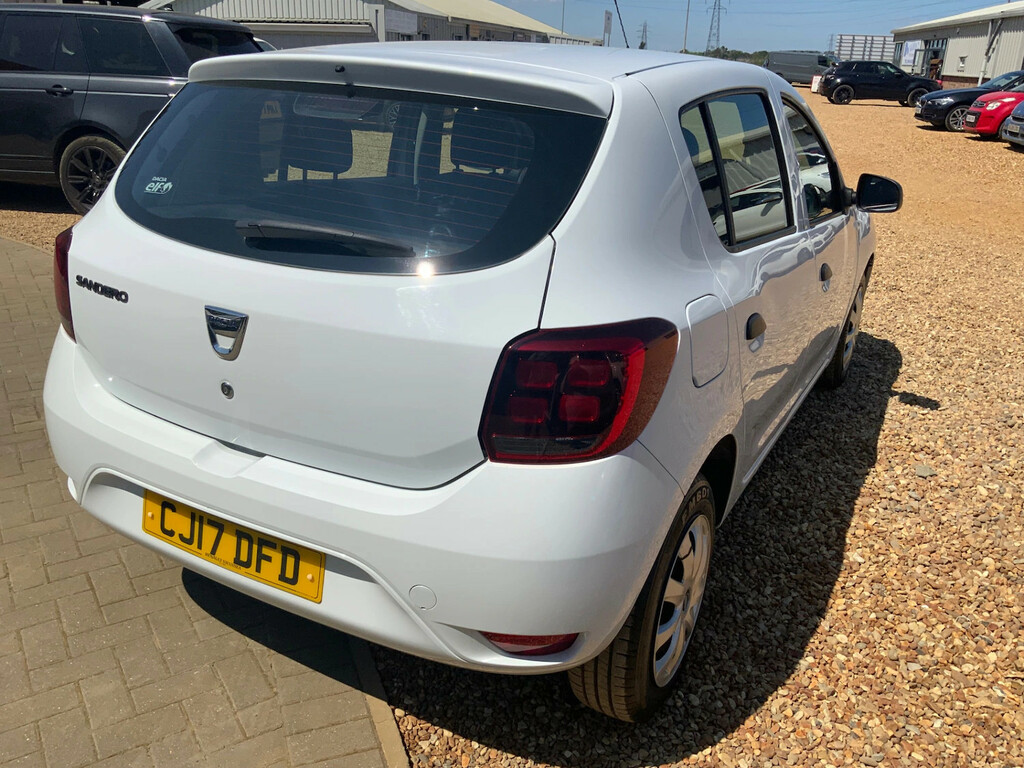 Dacia Sandero 1.0 Sce Ambiance Hatchback White #5