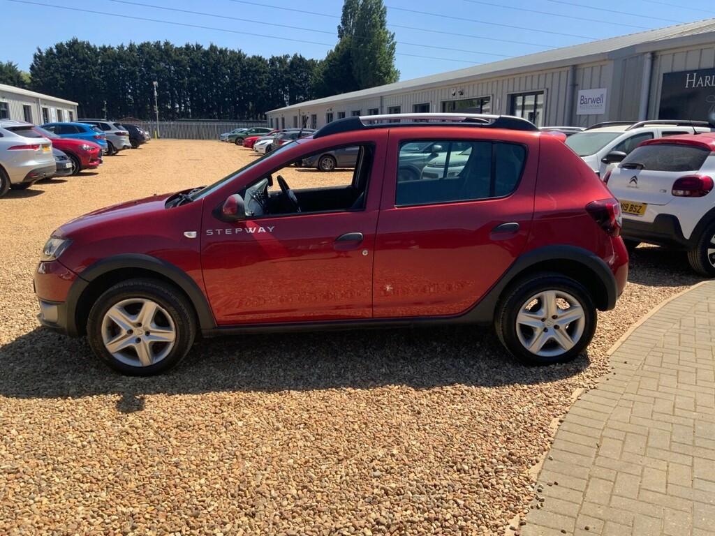 Dacia Sandero Stepway 1.5 Dci Ambiance Hatchback Red #2