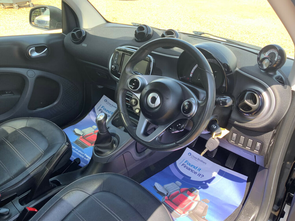Smart Fortwo Coupe 17.6Kwh Edition Nightsky 22Kw Charger Black #10