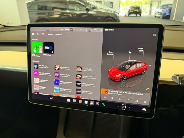Tesla Model 3 Long Range Saloon Rwd 282 Ps White #26